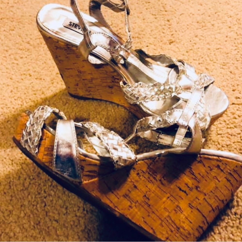 Steve Madden Wedges